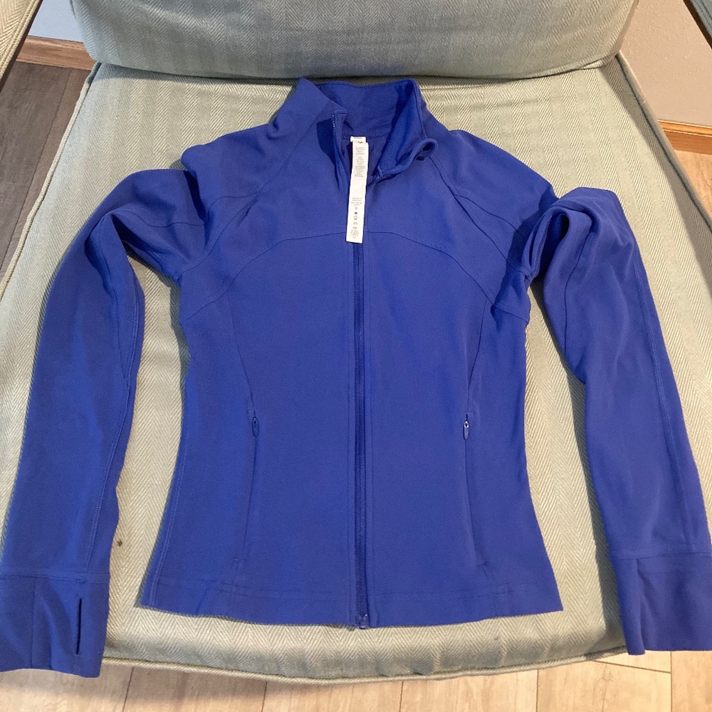 Lululemon nulu Define jacket size 4, blue